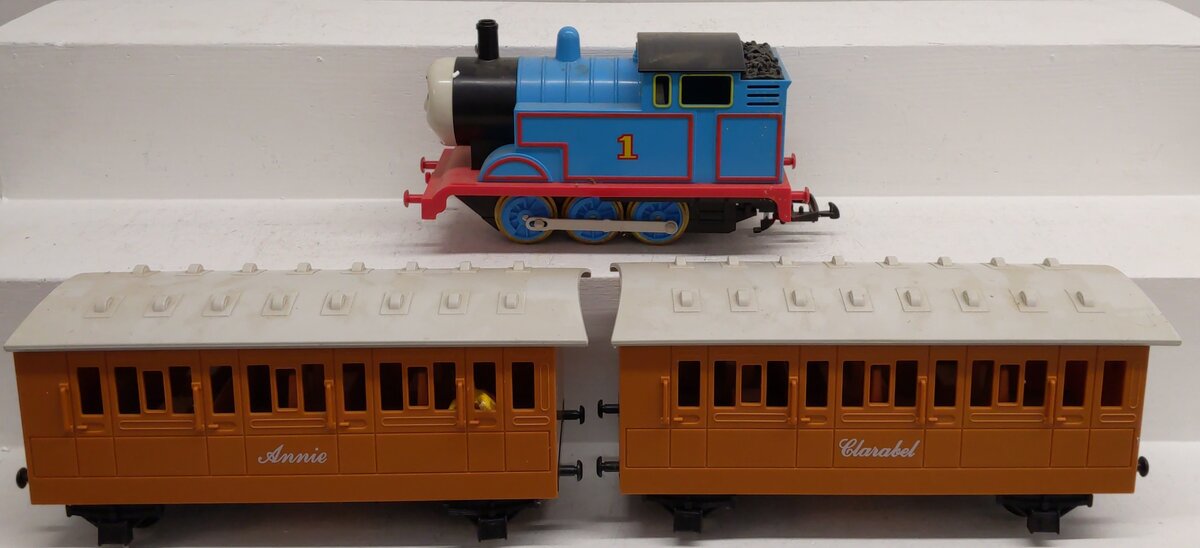 Lionel 8-81016 Thomas The Tank Deluxe Train Set EX/Box