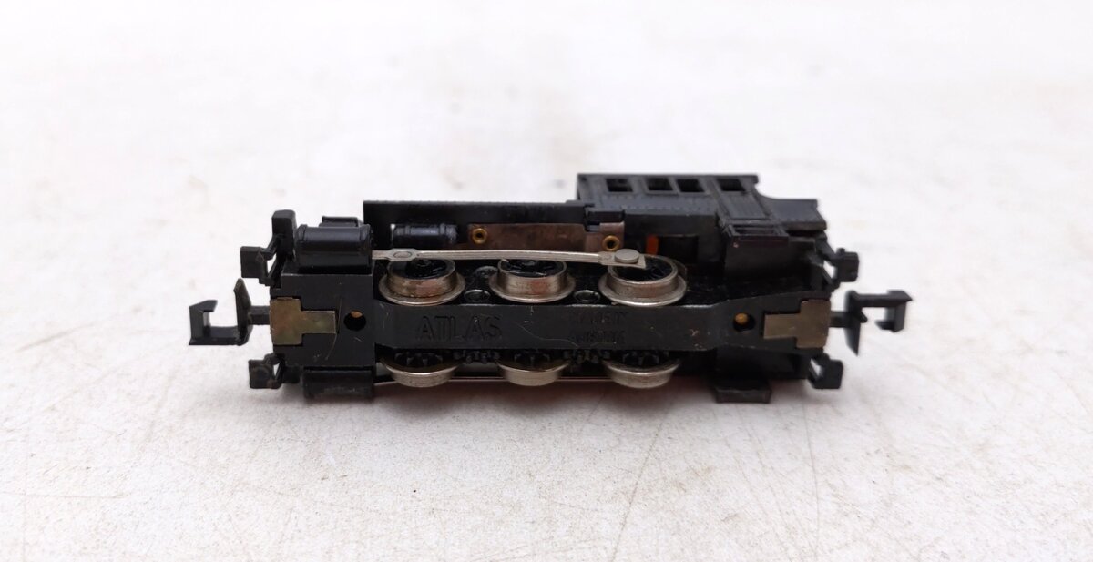 Atlas 2186 N Scale 0-6-0 Custom Weathered Saddle Tank Switcher Steam Locomotive/Box