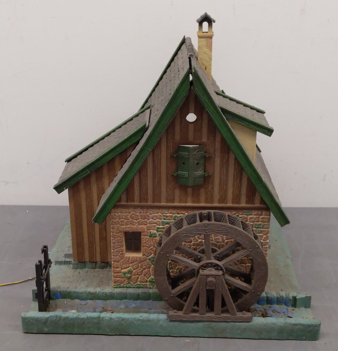 Pola 935 G Scale Operating Watermill VG/Box