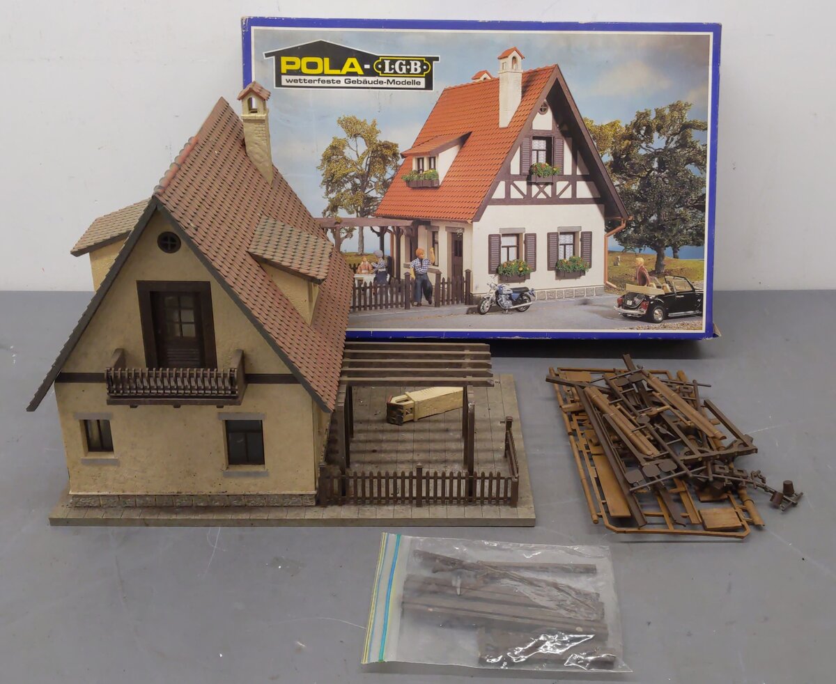 Pola 928 Vintage "Bruckner" Country House/Box