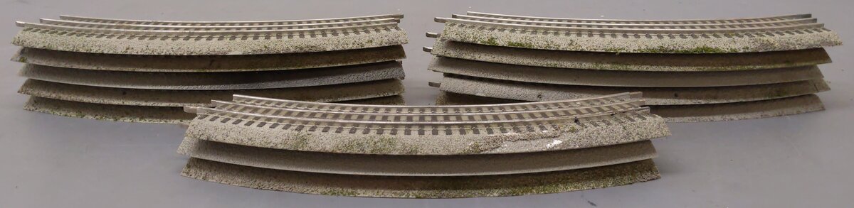 Lionel 6-12015 FasTrack O36 45-Degree Curved Track (13) VG