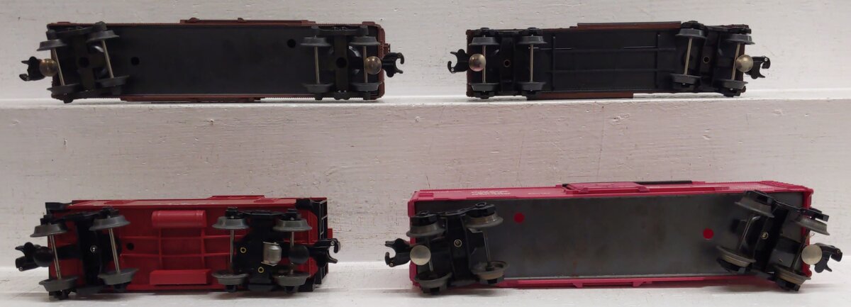 Lionel and Other O Gauge Assorted Freight Cars: 6031, 19204, 9744, 16568 [4] VG