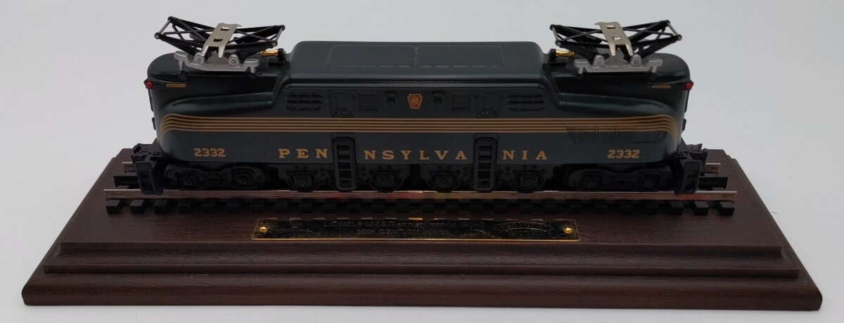 Hallmark HO GAR Pennsylvania GG-1 Electric Locomotive #2332 w/Display Case EX
