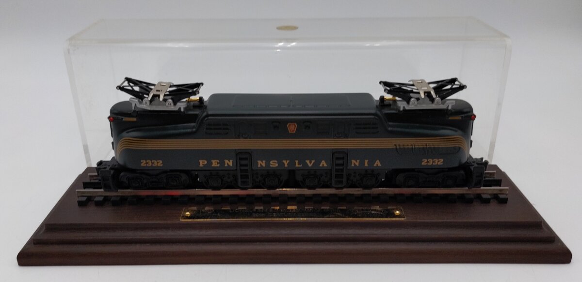 Hallmark HO GAR Pennsylvania GG-1 Electric Locomotive #2332 w/Display Case EX