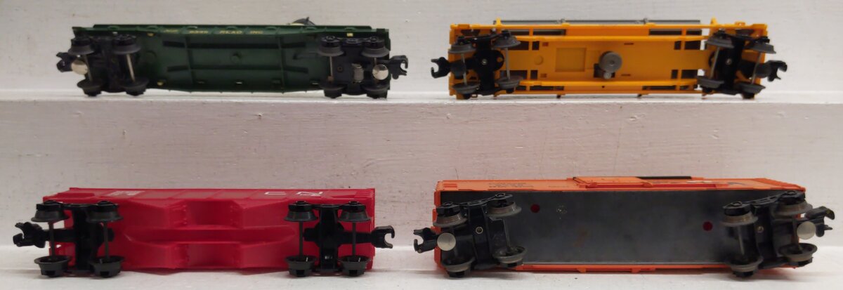 Lionel O Gauge Assorted Freight Cars: 16664, 9345, 9745, 9013 [4] VG