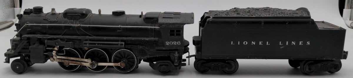Lionel 2026 Vintage O 2-6-4 Die-Cast Steam Locomotive w/ 6466W Tender VG