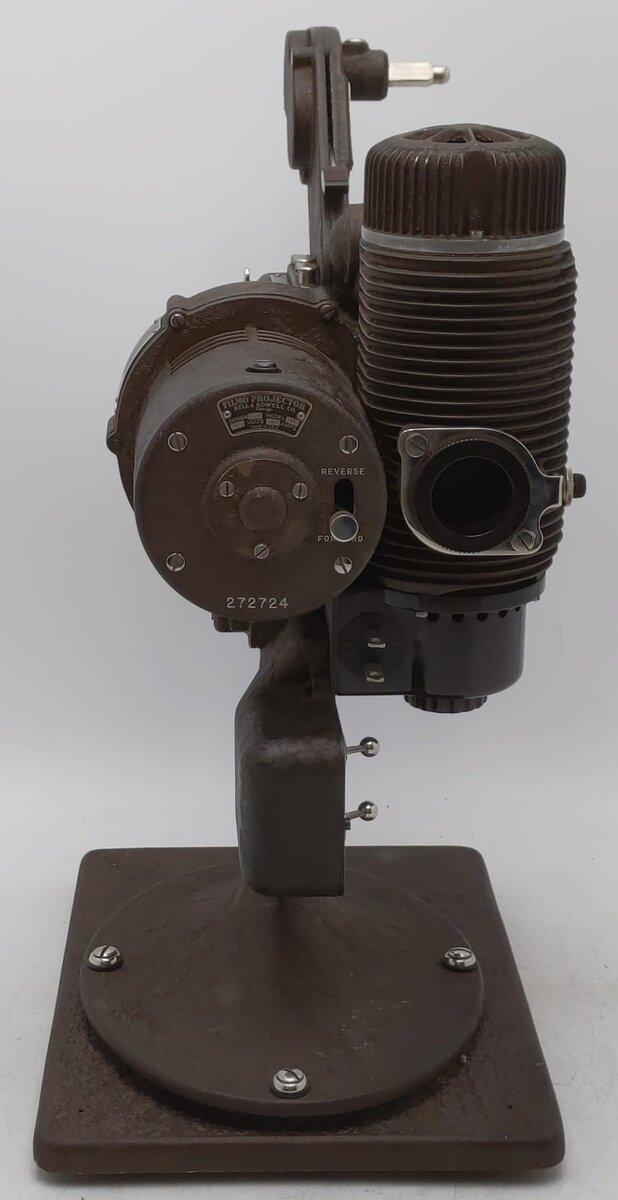 Bell & Howell Vintage Filmo 16 mm Filmaster Projector w/ Carrying Case VG