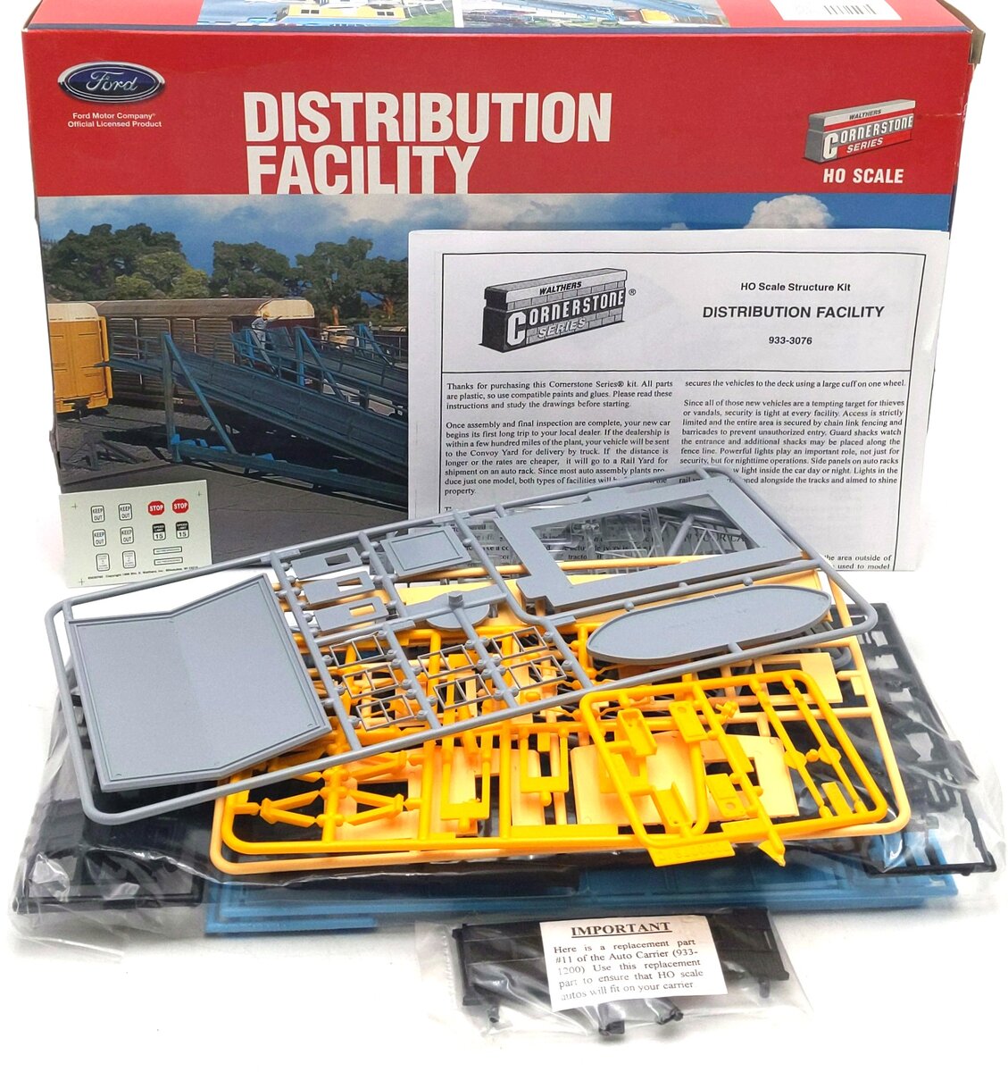 Walthers 933-3076 HO Cornerstone Series Distribution Facility Structure Kit EX/Box