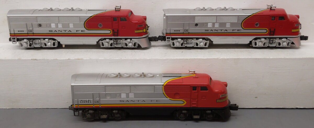 Lionel 6-11711 O Santa Fe F-3 AA Diesel Set #8100 & 8102 with MPC A Unit VG/Box