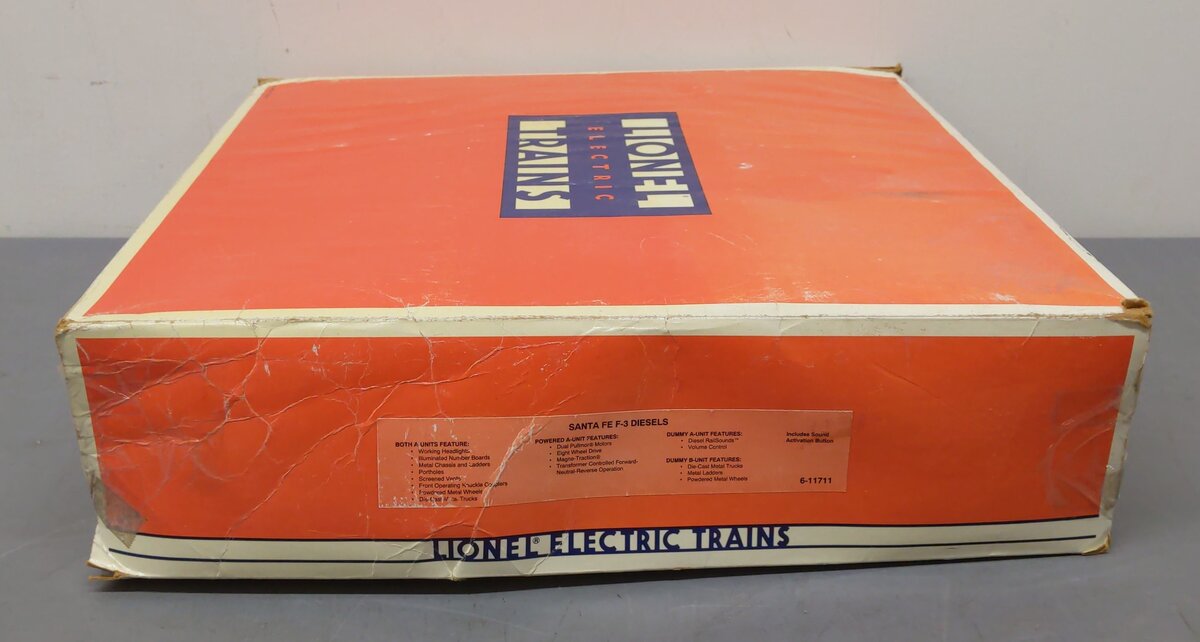 Lionel 6-11711 O Santa Fe F-3 AA Diesel Set #8100 & 8102 with MPC A Unit VG/Box