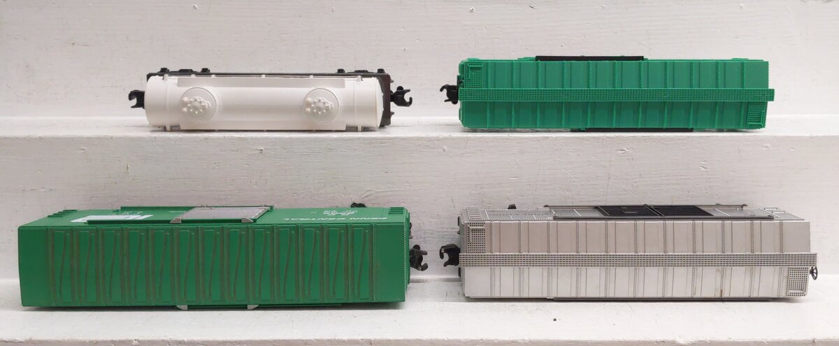 Lionel O Gauge Assorted Freight Cars: 6-9701, 6-16251, 6-16113, 6-9603 [4] VG/Box