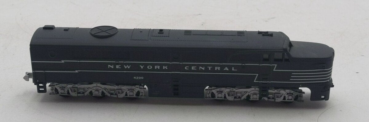 Thomas Benacci LTD New York Central Dummy Diesel Locomotive #4200 EX
