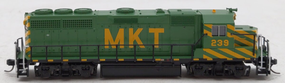 Atlas 40005283 N MKT EMD GP40 Diesel Locomotive Sound & DCC w/Ditch Lights #239