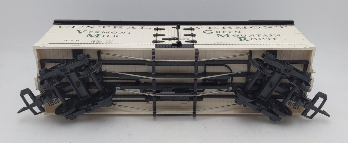 USA Trains R16018A G Vermont Milk U.S Refrigerator Cars (White/Black) #579 LN/Box