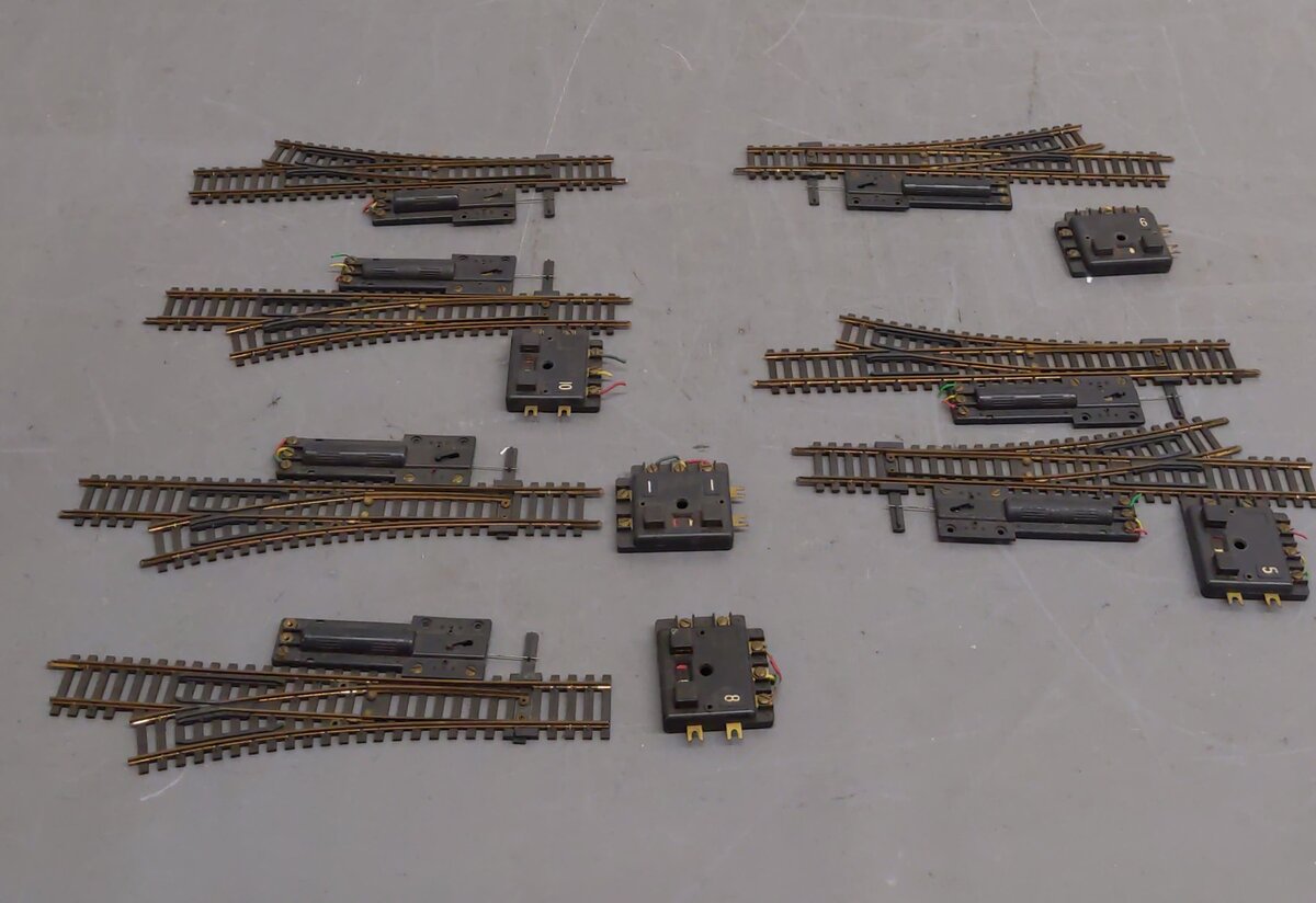 Gilbert Vintage HO Scale Right & Left Hand Switches # 34621, HO621 & 34620 [7] EX/Box