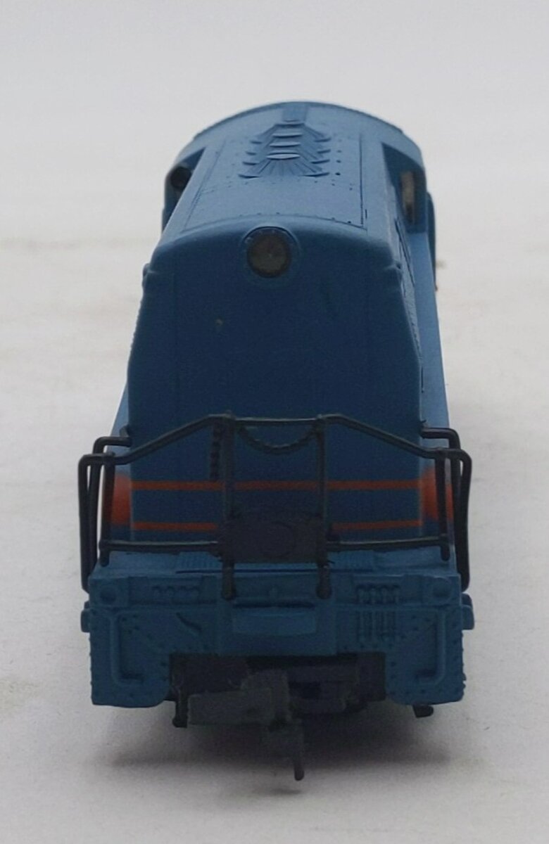Tempo HO Chicago & Eastern Illinois Diesel Locomotive #1600 -CUSTOM