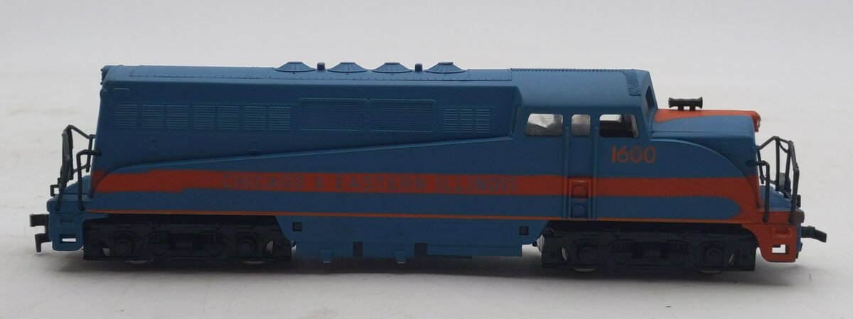 Tempo HO Chicago & Eastern Illinois Diesel Locomotive #1600 -CUSTOM