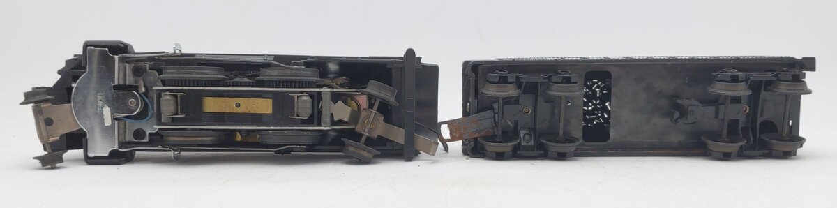 Lionel 6-8141 O Gauge Pennsylvania 2-4-2 Steam Locomotive & Tender #8141