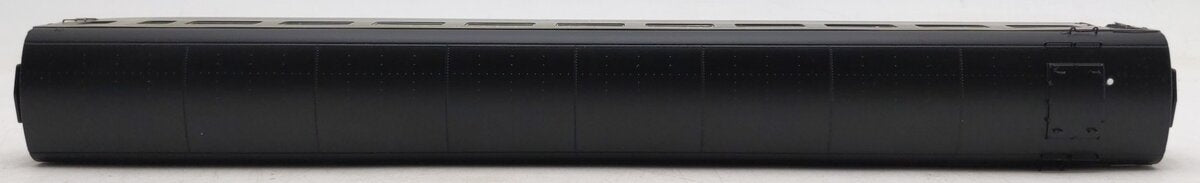 Rapido Trains 100018 HO Scale CN Lightweight Coach Car #5564 EX/Box