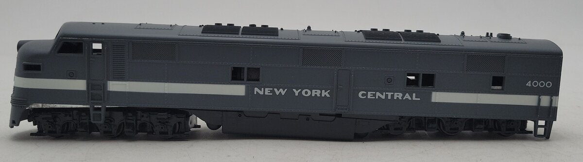 Con-Cor 002130 HO Scale NYC E7A Diesel Locomotive #4000 EX