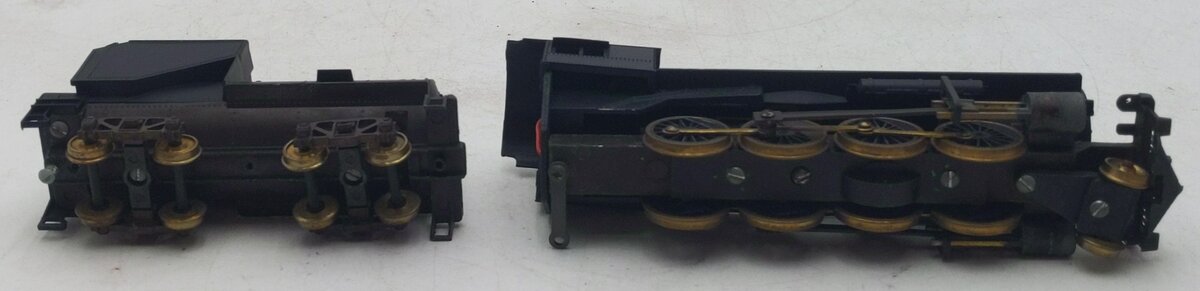 Roundhouse HO 2-8-0 CONSOLIDATION Kit 11-L Series Steam Locomotive & Tender EX/Box