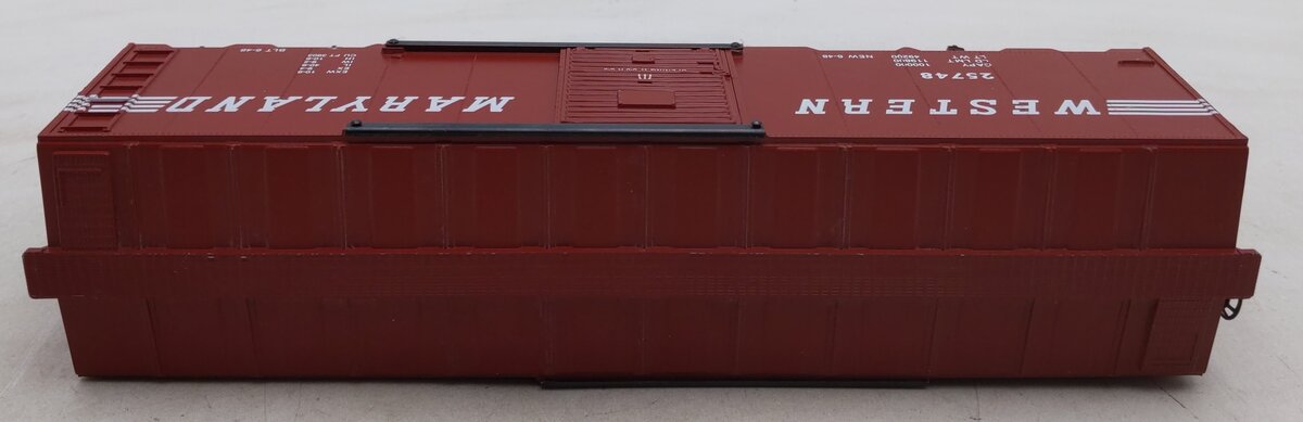 KMT 25748 O Gauge Western Maryland Boxcar EX