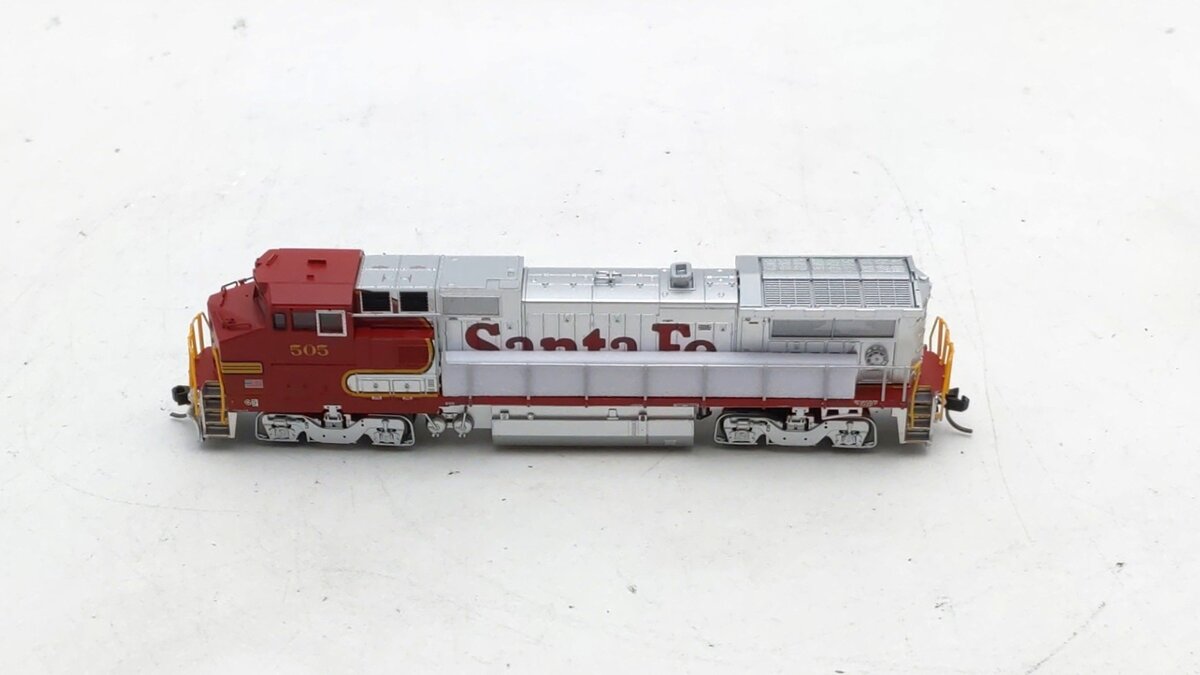 Atlas 40005177 N ATSF Dash 8-40BW Diesel Locomotive with DCC/Sound #505