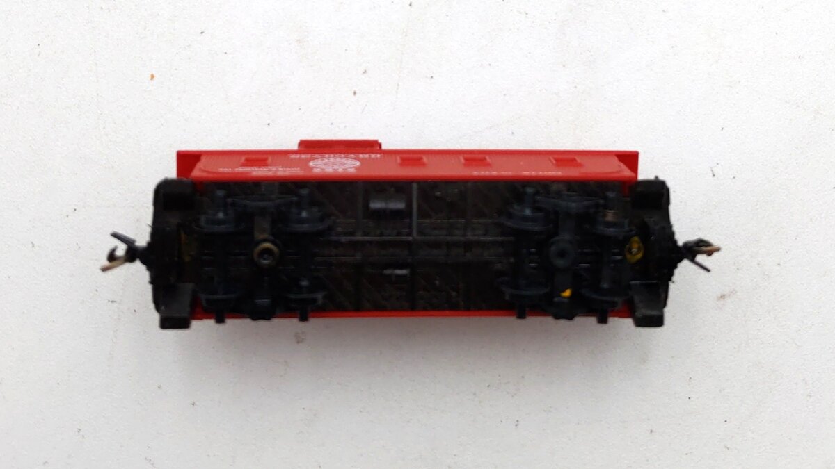 Micro-Trains 05100040 N Seaboard Air Line 34' Wood Sheathed Caboose #5228 EX/Box
