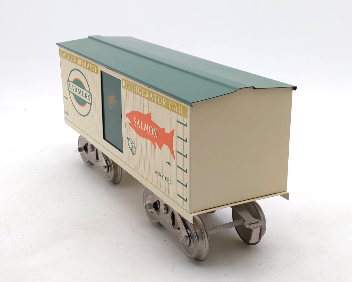 McCoy 1995 Standard Gauge Pacific Northwest Pike Place Reefer EX/Box