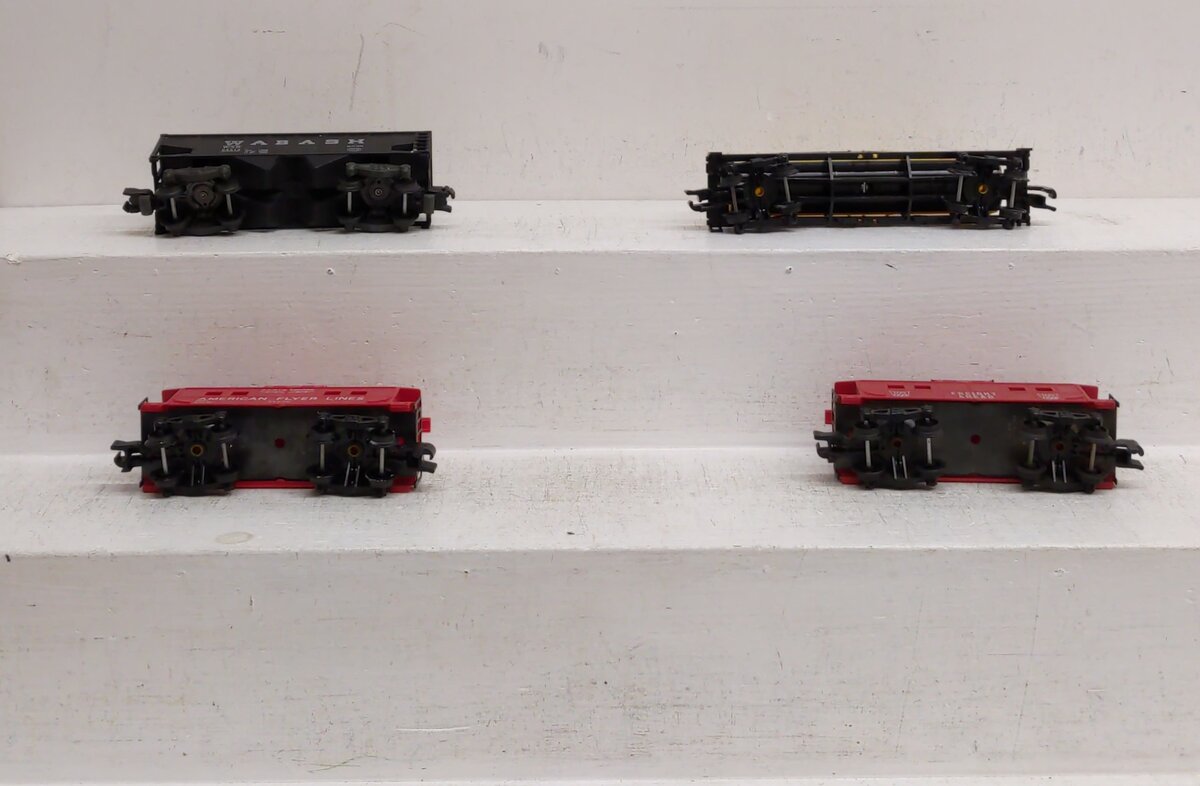 American Flyer Vintage S Cars # 24636, Game Train Caboose, 24213 & 24328 [4] EX