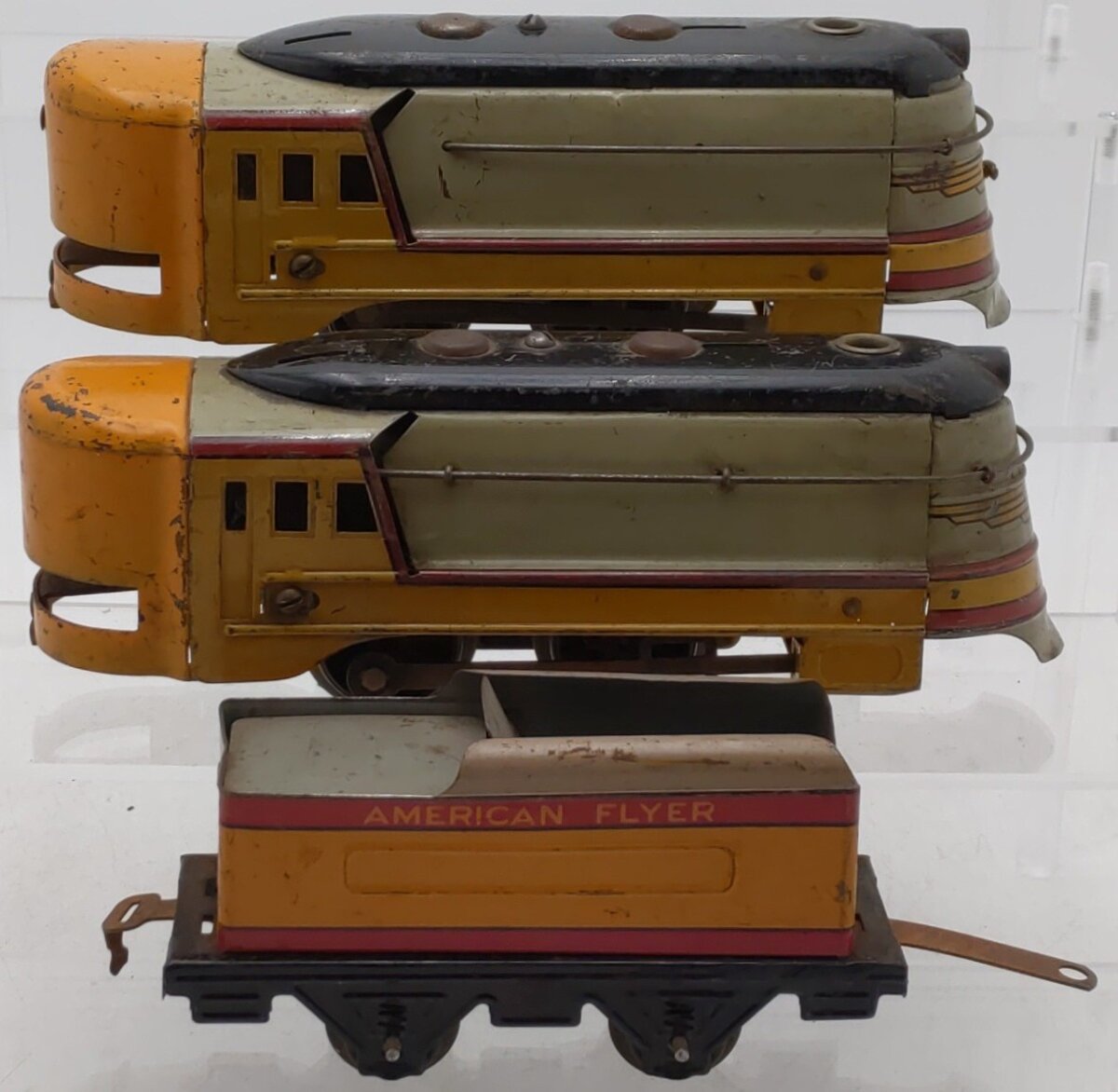 American Flyer Vintage O Gauge American Flyer Lines Diesel Locomotives w/ Tender