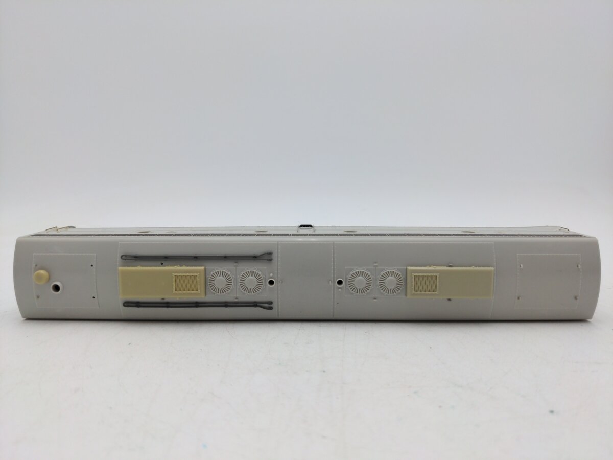 Broadway Limited 469 HO Scale Undecorated Non-Powered Diesel Locomotive EX/Box