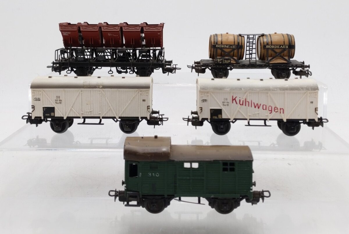 Marklin HO Scale Assorted Freight Cars [5] VG