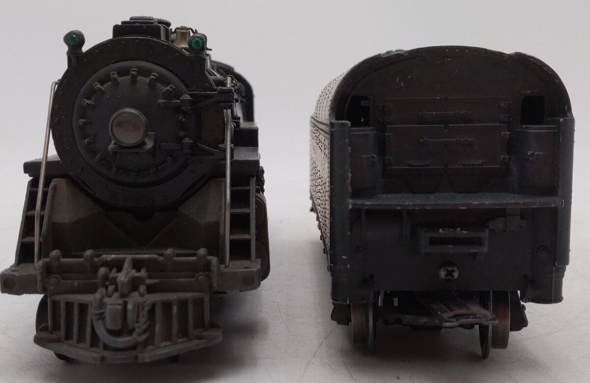 Lionel 736 Vintage O 2-8-4 Lionel Lines Steam Locomotive with 2046W Tender VG