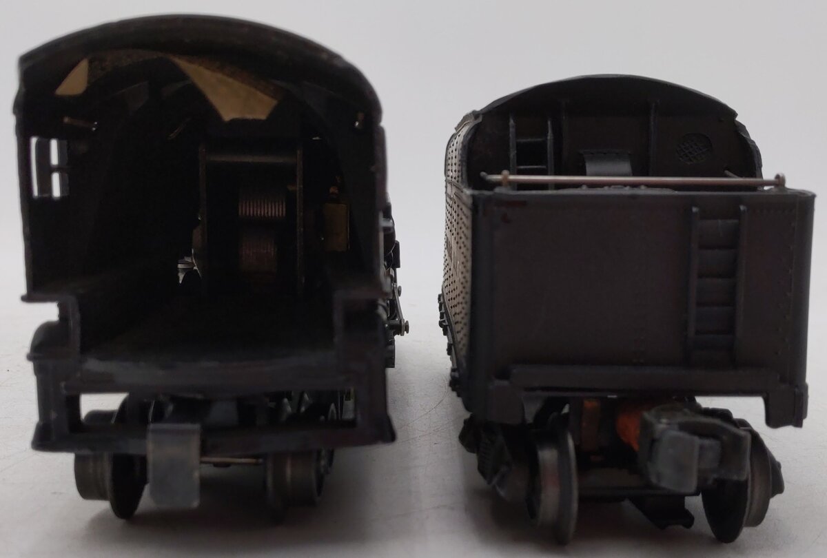 Lionel 2025 Vintage O 2-6-4 Die-Cast Steam Locomotive w/6466WX Tender VG