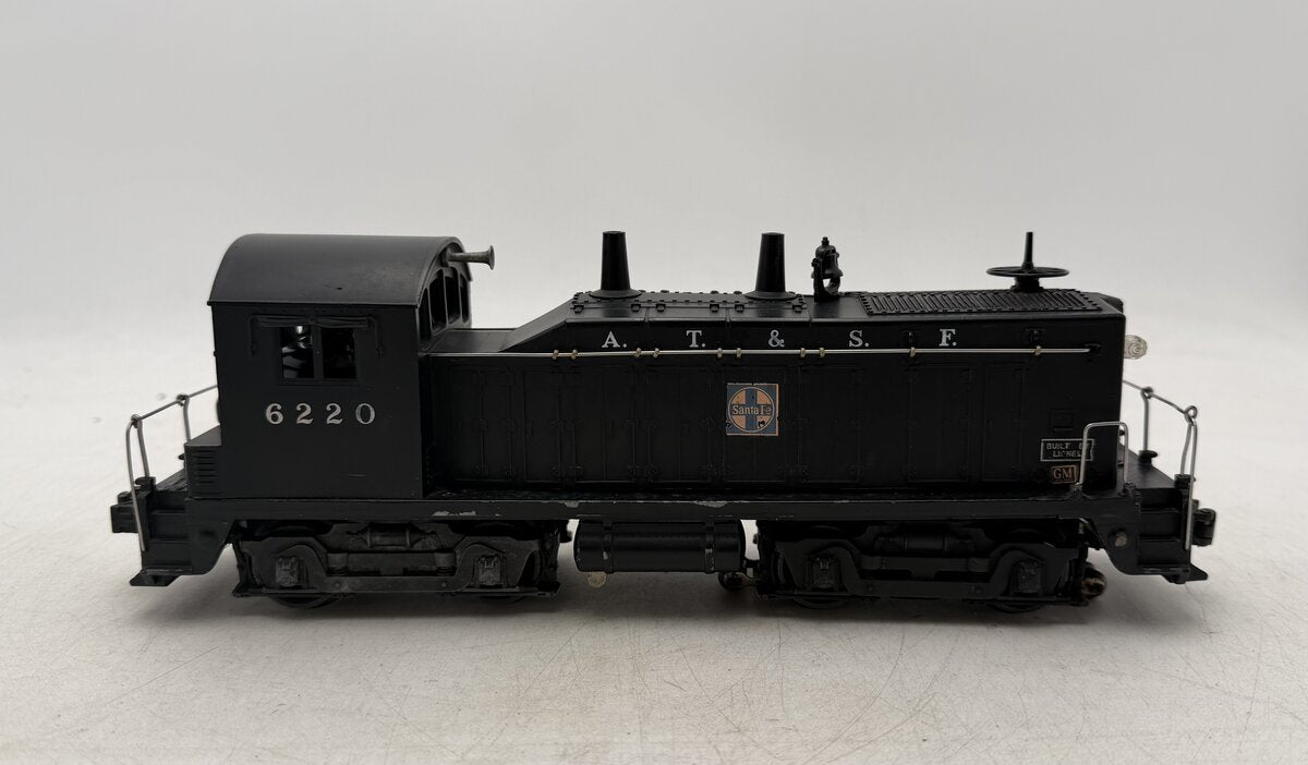 Lionel 6220 Vintage O AT&SF GM NW-2 Switcher with Bell VG