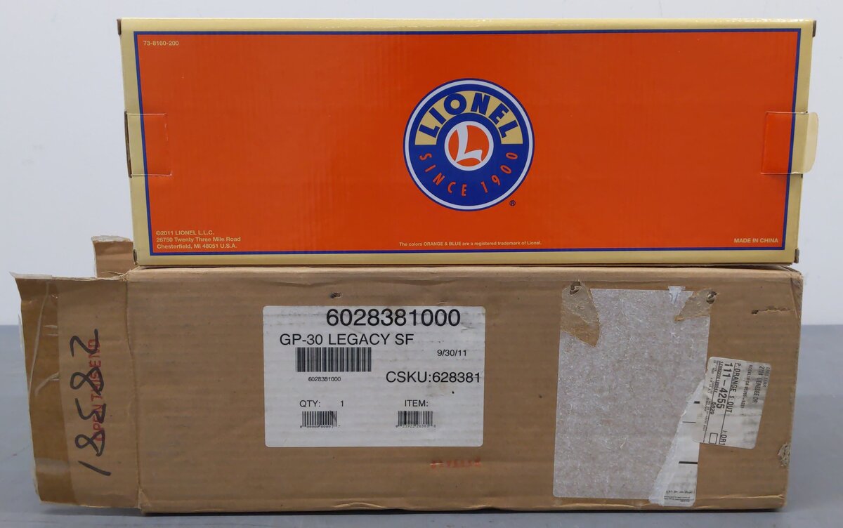Lionel 6-28381 O Gauge AT&SF Legacy GP-30 Diesel Locomotive #1207