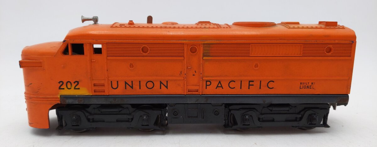 Lionel 202 Vintage O Union Pacific Alco A Powered Diesel Locomotive VG
