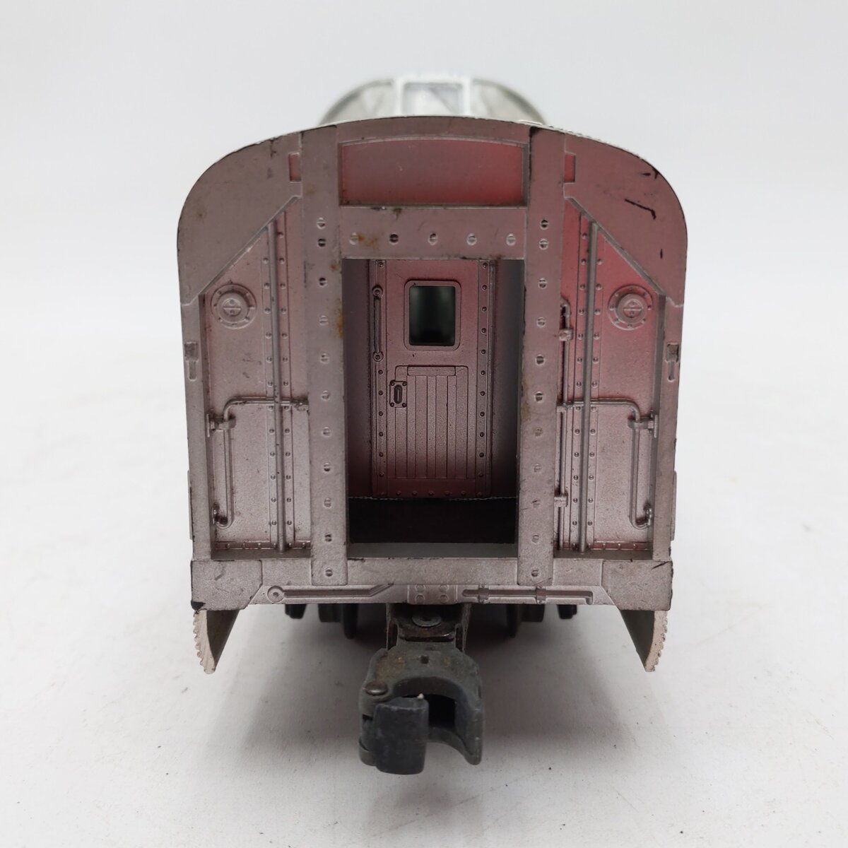 Lionel 2532 Vintage O Lionel Lines Silver Range Aluminum Vista Dome Car VG/Box