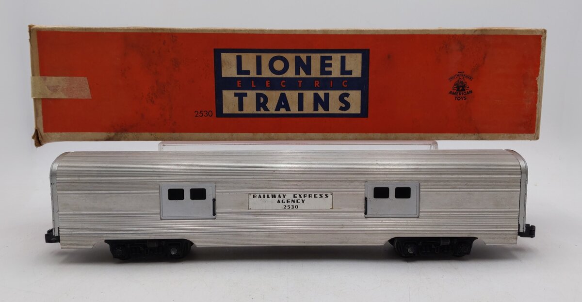 Lionel 2530 Vintage O REA Aluminum Baggage Car with Middle Plates VG/Box