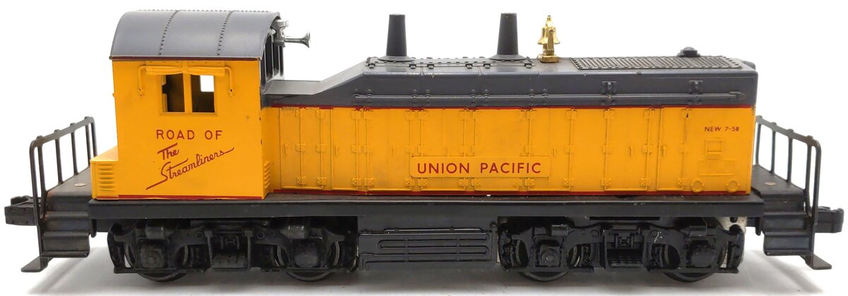 Lionel 613 Vintage O Union Pacific NW-2 Diesel Locomotive VG