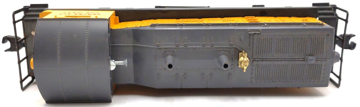 Lionel 613 Vintage O Union Pacific NW-2 Diesel Locomotive VG