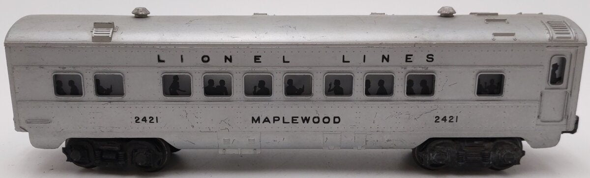 Lionel 2421 Vintage O Lionel Lines Maplewood Lighted Pullman Car w/ Silver Roof VG