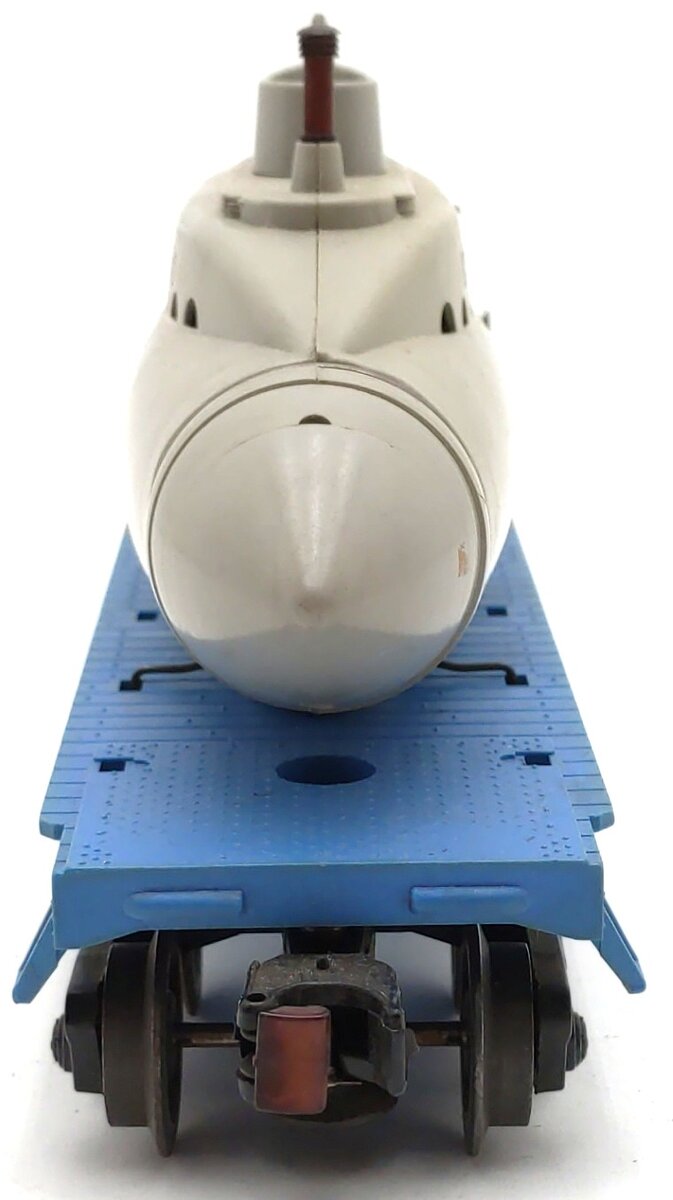 Lionel 3830 Vintage O Flatcar with Operating U.S. Navy Submarine VG