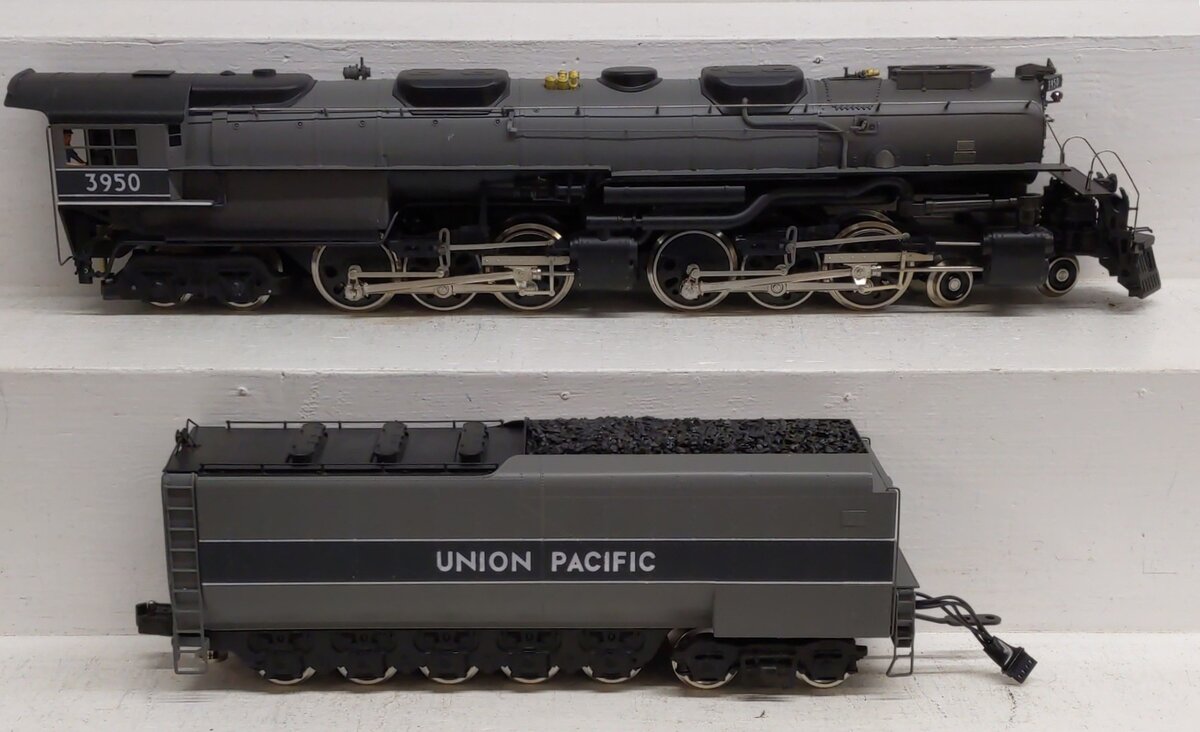 Williams 7000 O BRASS Union Pacific 4-6-6-4 Challenger Steam Loco & Tender #3950 EX/Box