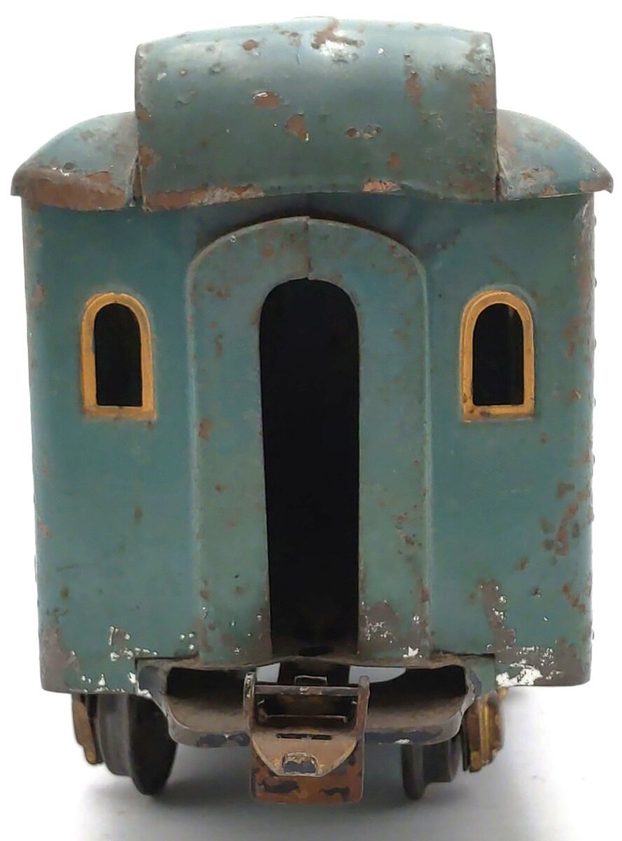 Ives 187 Vintage Standard Gauge Tinplate Passenger Car VG