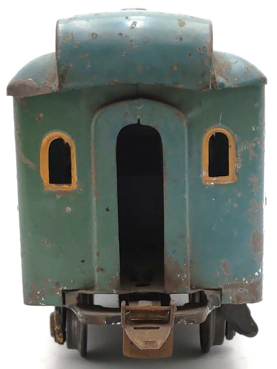 Ives 187 Vintage Standard Gauge Tinplate Passenger Car VG