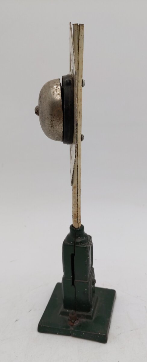 Ives 332 Vintage Standard Gauge Prewar Automatic Bell Signal
