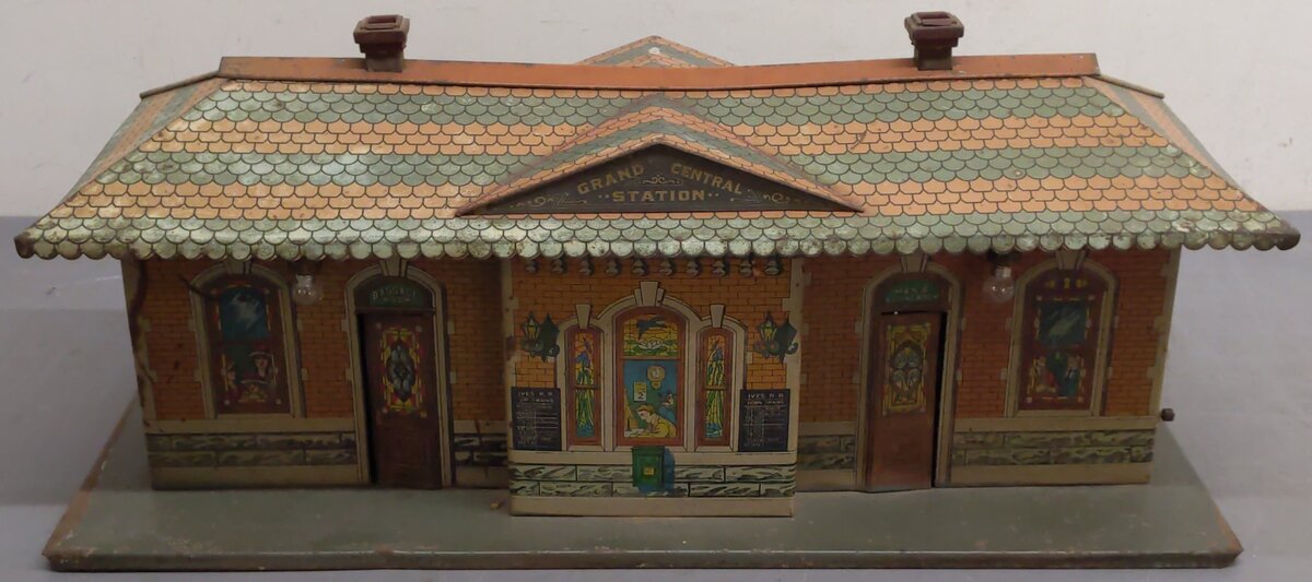 Ives 116 Vintage O Prewar Grand Central Tinplate Lithographed Station VG