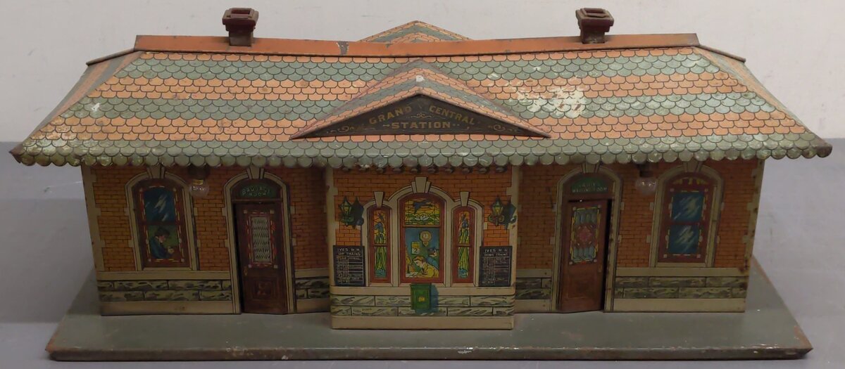 Ives 116 Vintage O Prewar Grand Central Tinplate Lithographed Station VG